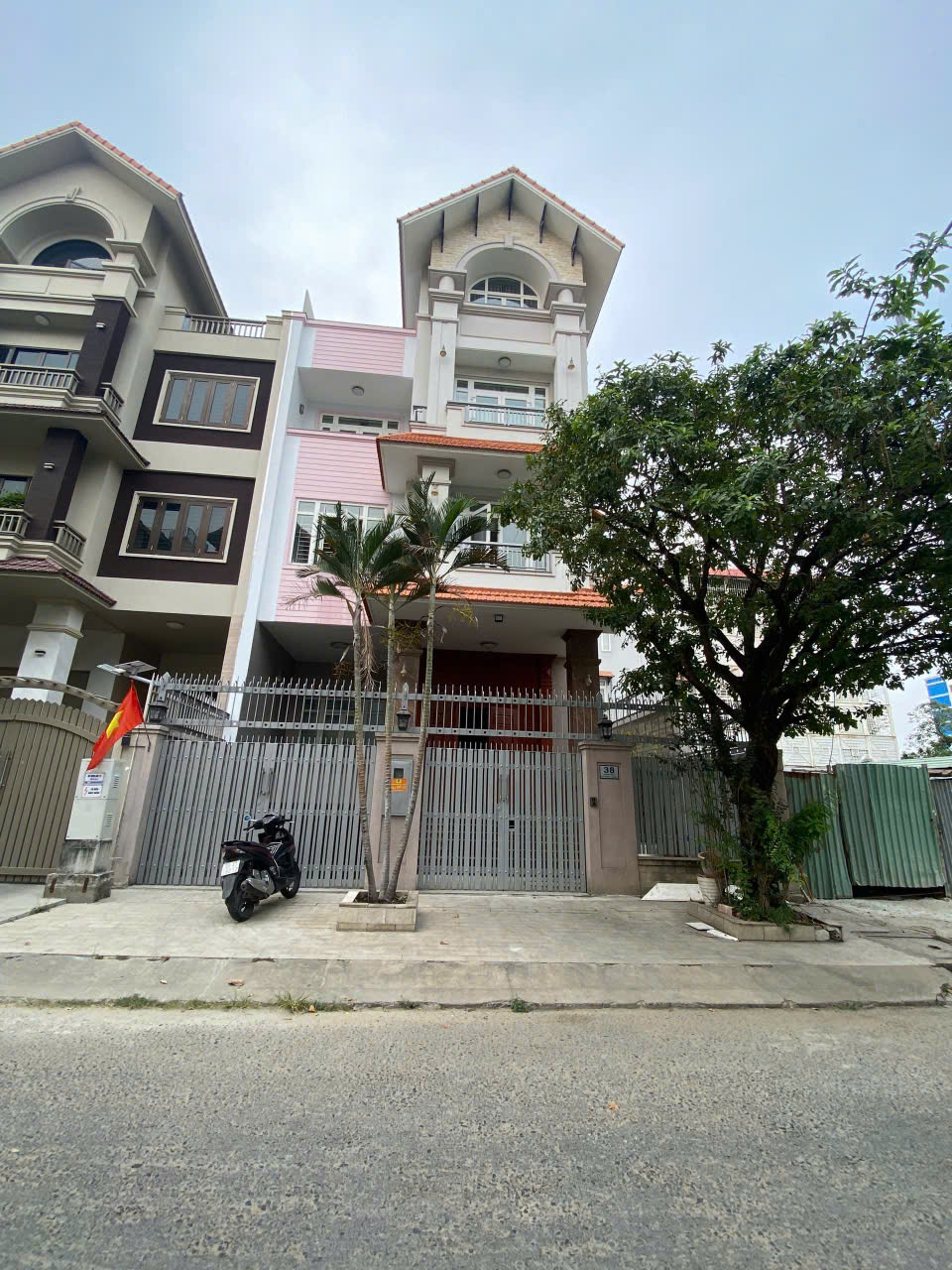 Cho Thuê Biệt Thự Đường Số 8 Him Lam Kênh Tẻ Q7